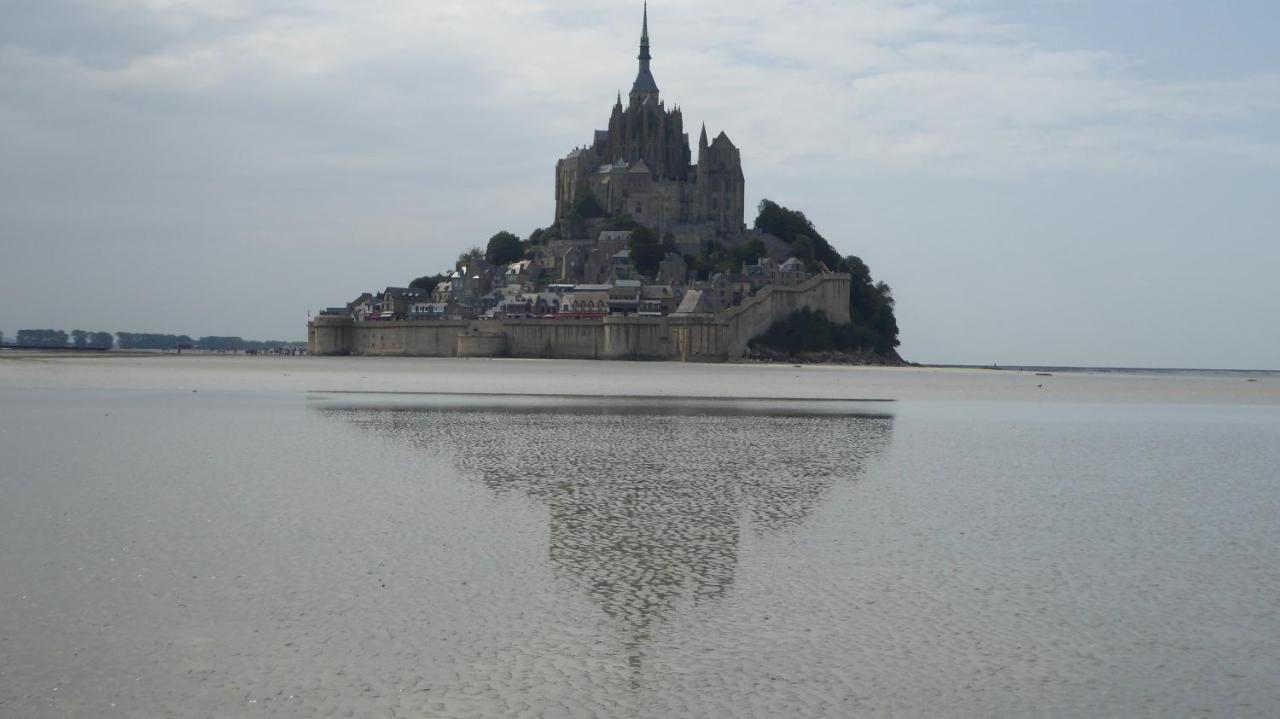 Maison D'Hotes De Charme La Rose De Ducey Pres Du Mont Saint Michel Екстер'єр фото